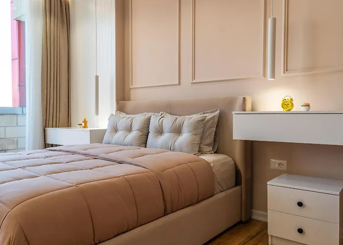 Peaceful With Balcony View