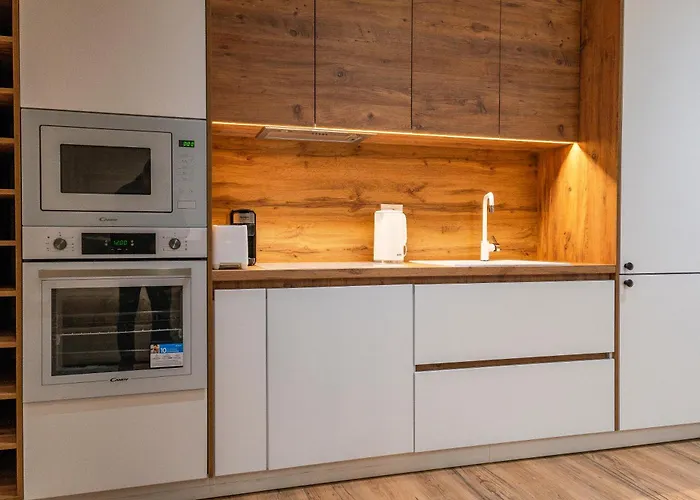 Peaceful With Balcony View Appartamento Shkodër