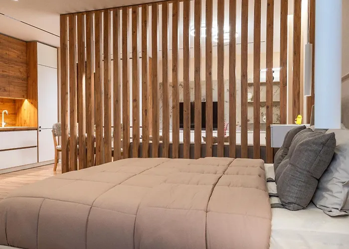 Peaceful With Balcony View * Shkodër