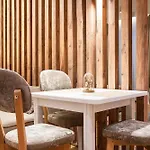 Apartamento Modern With Balcony & Fast Wi-fi & Self Check-in