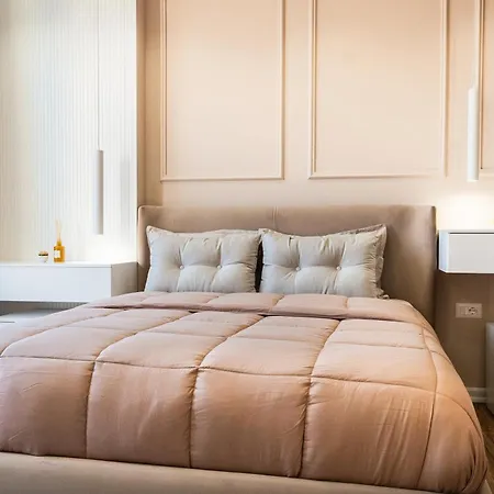 Modern With Balcony & Fast Wi-fi & Self Check-in 아파트 *